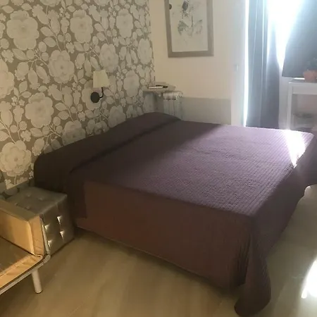 Aquila House * Catania